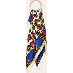 Moschino - Apaszka. Szaliki damskie MOSCHINO, bez wzorów, z jedwabiu. Za 769,90 zł.