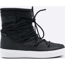 Moon Boot - Śniegowce Pulse Nylon Plus. Czarne śniegowce damskie marki Moon Boot, z nylonu, z okrągłym noskiem, na obcasie, na sznurówki. W wyprzedaży za 399,90 zł.