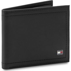 Duży Portfel Męski TOMMY HILFIGER - Harry Mini CC Wallet AM0AM01256 002. Czarne portfele męskie marki TOMMY HILFIGER, bez wzorów, ze skóry. Za 229,00 zł.