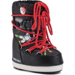 Śniegowce MOON BOOT - Jr Boy Space Man 34001900001 Black/Antracite. Czarne śniegowce chłopięce Moon Boot, bez zapięcia. W wyprzedaży za 289,00 zł.