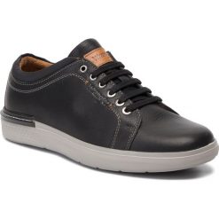 Sneakersy WRANGLER - Discovery Low WM92103A Anthracite 096. Czarne sneakersy męskie Wrangler, ze skóry, eleganckie. W wyprzedaży za 259,00 zł.