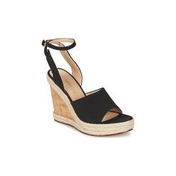 Sandały Esprit TWIGGY SANDAL. Czarne sandały damskie Esprit, bez wzorów, bez obcasa, bez zapięcia. W wyprzedaży za 216,30 zł.