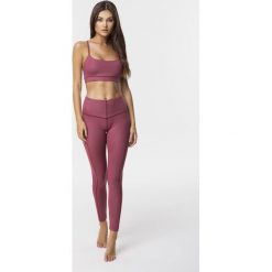 Cardio Bunny - Legginsy Glitter. Różowe spodnie damskie Cardio Bunny, m, z elastanu, z podwyższonym stanem. W wyprzedaży za 129,90 zł.