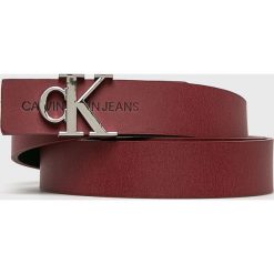 Calvin Klein Jeans - Pasek skórzany. Czerwone paski damskie Calvin Klein Jeans, w paski, z jeansu. W wyprzedaży za 179,90 zł.