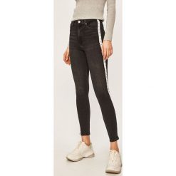 Calvin Klein Jeans - Jeansy CKJ 010. Szare jeansy damskie Calvin Klein Jeans, z podwyższonym stanem. W wyprzedaży za 429,90 zł.