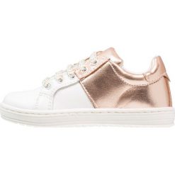 Friboo Tenisówki i Trampki white. Białe trampki chłopięce marki Friboo, z materiału. Za 149,00 zł.