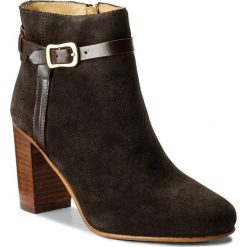 Botki GANT - Alma 15541051 Dark Brown N46. Brązowe botki damskie na obcasie marki GANT, ze skóry. W wyprzedaży za 409,00 zł.