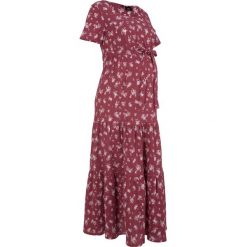 Sukienka ciążowa bawełniana bonprix bordowy w kwiaty. Fioletowe sukienki ciążowe marki bonprix, w kwiaty, z bawełny, moda ciążowa. Za 69,99 zł.