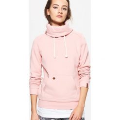 Bluzy damskie: Bluza z kołnierzem - Różowy