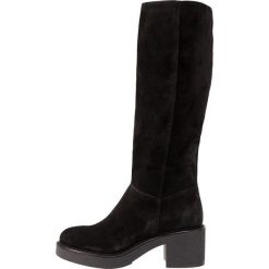 Janet Sport Kozaki na platformie elena nero. Czarne buty zimowe damskie Janet Sport, z materiału, na platformie. Za 929,00 zł.