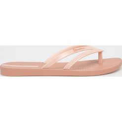 Ipanema - Japonki. Różowe klapki damskie marki Ipanema, bez wzorów, z materiału, bez obcasa. Za 59,90 zł.