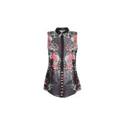 Bluzki Guess CLOUIS. Czarne bluzki damskie Guess, s, z aplikacjami, bez kołnierzyka, bez rękawów. Za 247,20 zł.