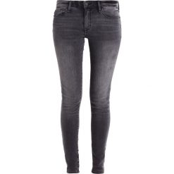 Abercrombie & Fitch CORE RISE SUPER Jeans Skinny Fit washed black. Szare jeansy damskie relaxed fit marki Abercrombie & Fitch. Za 369,00 zł.