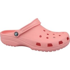 Crocs W Classic Clog 10001-737. Różowe klapki damskie Crocs, bez wzorów, z materiału, bez obcasa. W wyprzedaży za 149,99 zł.