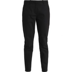 Fiveunits KYLIE Spodnie materiałowe black. Czarne spodnie damskie marki Fiveunits, z elastanu. Za 459,00 zł.