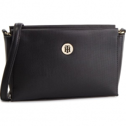 Torebka TOMMY HILFIGER - Effortless Saffiano Xover AW0AW06306 002. Czarne torebki klasyczne damskie TOMMY HILFIGER, na imprezę, bez wzorów, ze skóry ekologicznej, bez dodatków. W wyprzedaży za 269,00 zł.