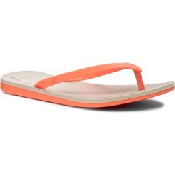 Japonki MELISSA - Melissa + Ipanema 32211 Orange/Beige 52050. Pomarańczowe klapki damskie Melissa, bez wzorów, z tworzywa sztucznego, bez obcasa. W wyprzedaży za 79,00 zł.