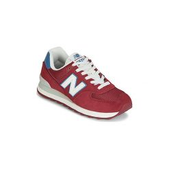 Buty New Balance ML574. Czerwone trampki i tenisówki damskie New Balance, bez wzorów, bez zapięcia. Za 300,30 zł.