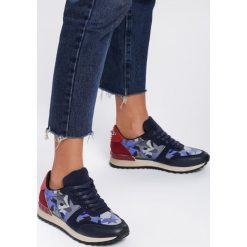 Niebieskie Sneakersy Step In My Room. Niebieskie buty sportowe damskie Renee, bez wzorów, sportowe. Za 59,99 zł.