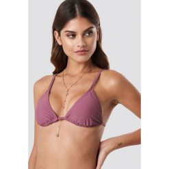 NA-KD Swimwear Trójkątna góra bikini z wiązaniem - Purple. Fioletowe bikini NA-KD Swimwear. Za 60,95 zł.