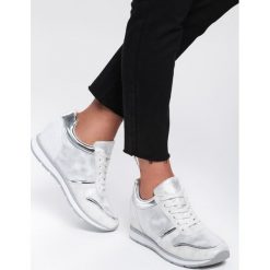 Białe Sneakersy Don't Stay. Białe koturny damskie Renee, ze skóry. Za 89,99 zł.