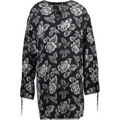 AllSaints ASTER DRESS Sukienka letnia black. Czarne sukienki damskie marki AllSaints, na lato, l, bez wzorów, z wiskozy, bez kołnierzyka, bez rękawów. W wyprzedaży za 359,60 zł.