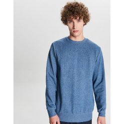 Bluza basic - Niebieski. Niebieskie bluzy męskie Cropp, s, bez wzorów, bez kołnierzyka, bez rękawów, bez kaptura. Za 59,99 zł.