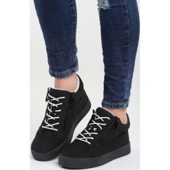 Czarne Sneakersy I Promise You. Czarne buty sportowe damskie Born2be. Za 49,99 zł.