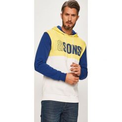 Only & Sons - Bluza. Żółte bluzy męskie Only & Sons, xl, z nadrukiem, z bawełny, z kapturem, bez rękawów, z kapturem. W wyprzedaży za 119,90 zł.