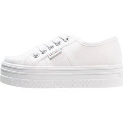 Victoria Shoes Tenisówki i Trampki blanco. Białe trampki chłopięce marki Victoria Shoes, z materiału. Za 219,00 zł.