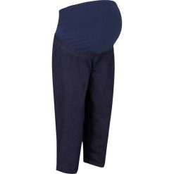 Dżinsy ciążowe 3/4 z marszczeniem bonprix ciemnoniebieski "stone". Niebieskie jeansy damskie bonprix, moda ciążowa. Za 99,99 zł.