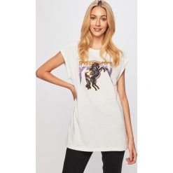 Pinko - T-shirt. Białe t-shirty damskie Pinko, s, z nadrukiem, z bawełny, z okrągłym kołnierzem. W wyprzedaży za 269,90 zł.