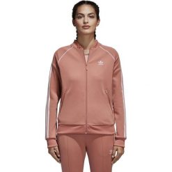 BLUZA ADIDAS DRESOWA SST (42). Żółte bluzy damskie Adidas, z dresówki, sportowe, bez kaptura. W wyprzedaży za 189,99 zł.