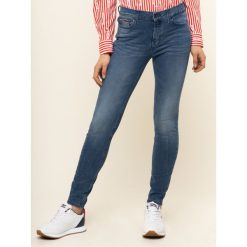 Jeansy Skinny Fit Tommy Jeans Nora Mid Rise DW0DW07513. Niebieskie jeansy damskie Tommy Jeans, bez wzorów, z jeansu. W wyprzedaży za 339,00 zł.