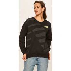 New Balance - Bluza. Czarne bluzy damskie New Balance, s, z nadrukiem, z elastanu, bez rękawów, bez kaptura. W wyprzedaży za 189,90 zł.