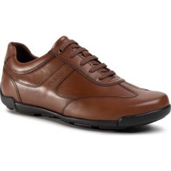 Półbuty GEOX - U Edgware A U023BA 043BC C6001 Cognac. Pomarańczowe półbuty męskie Geox, na co dzień, bez wzorów, ze skóry ekologicznej, eleganckie, bez zapięcia. W wyprzedaży za 279,00 zł.