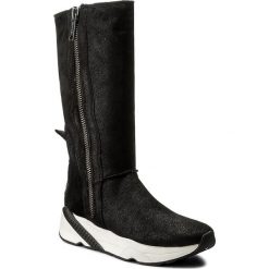 Kozaki CALVIN KLEIN JEANS - Penny R0631 Anthracite. Czarne buty zimowe damskie Calvin Klein Jeans, z jeansu, przed kolano, na wysokim obcasie. W wyprzedaży za 459,00 zł.