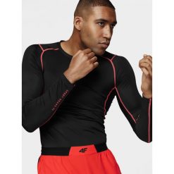 Longsleeve treningowy męski. Koszulki męskie xl, bez wzorów, z dzianiny, z dekoltem na plecach. W wyprzedaży za 69,99 zł.