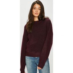 Noisy May - Sweter. Fioletowe swetry damskie Noisy May, s, bez wzorów, z elastanu, z krótkim rękawem, krótkie, bez kaptura. W wyprzedaży za 89,90 zł.
