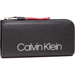 Portfele damskie: Duży Portfel Damski CALVIN KLEIN - Collegic Large Zipar K60K604502 001