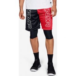 Under Armour Baseline Court Szorty Czarny Czerwony. Czerwone spodenki i szorty męskie Under Armour, s, bez wzorów, z poliesteru. Za 188,95 zł.