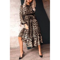 Sukienka MEDINA BROWN. Pomarańczowe sukienki damskie IVET, xl, bez wzorów, bez kołnierzyka, z długim rękawem, długie, maxi. W wyprzedaży za 89,00 zł.