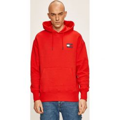 Tommy Jeans - Bluza. Czerwone bluzy męskie Tommy Jeans, s, bez wzorów, z bawełny, z kapturem, bez rękawów, z kapturem. Za 449,90 zł.