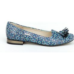 Eleganckie balerinki balerinki na obcasie - skóra naturalna - model 009 - kolor mozaika. Szare baleriny damskie Zapato, bez wzorów, ze skóry, eleganckie, na niskim obcasie, na obcasie. W wyprzedaży za 173,40 zł.