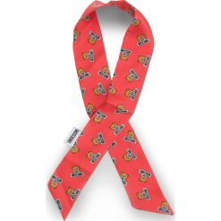 Apaszka MOSCHINO - 03105 005. Czerwone apaszki damskie MOSCHINO, z jedwabiu. Za 219,00 zł.