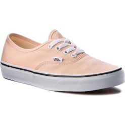 Tenisówki VANS - Authentic VN0A38EMU5Y Bleached Apricot/True Whi. Pomarańczowe półbuty damskie Vans, bez wzorów, z gumy, bez zapięcia. W wyprzedaży za 219,00 zł.
