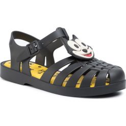 Sandały MELISSA - Mini Melissa Possession + Gato Feli 32617 Black/Yellow/White 53618. Czarne sandały dziewczęce Melissa, z tworzywa sztucznego, bez zapięcia. Za 499,00 zł.