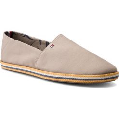 Półbuty TOMMY HILFIGER - Easy Summer Slip On FM0FM01803 Cobblestone 068. Brązowe derby męskie TOMMY HILFIGER, z materiału. Za 249,00 zł.