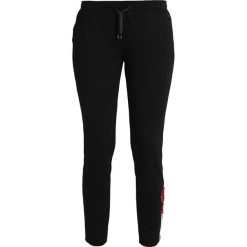 Betty & Co LANG Spodnie treningowe black. Czarne spodnie damskie Betty & Co, z elastanu. Za 379,00 zł.
