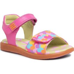 Sandały AGATHA RUIZ DE LA PRADA - 202943 Rosy Y Corazones. Różowe sandały dziewczęce Agatha Ruiz de la Prada, ze skóry, bez zapięcia. W wyprzedaży za 149,00 zł.
